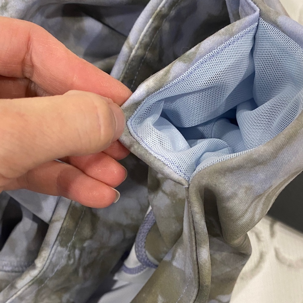⚡️3 for $15⚡️Mono B Tie-Dye Bike Shorts - blue gray and Green size small - Picture 6 of 6